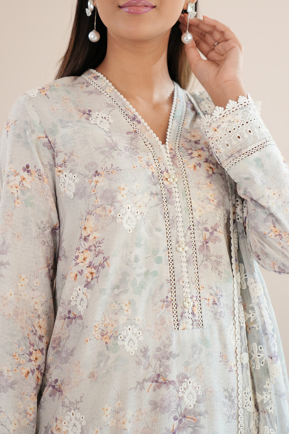 Unstitched Embroidered Self Jacquard 3 Piece With Chiffon Dupatta