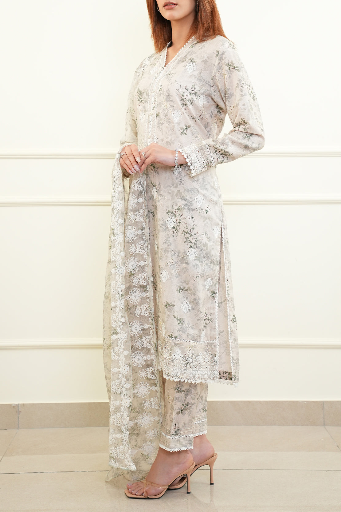 Unstitched Embroidered Self Jacquard 3 Piece With Chiffon Dupatta