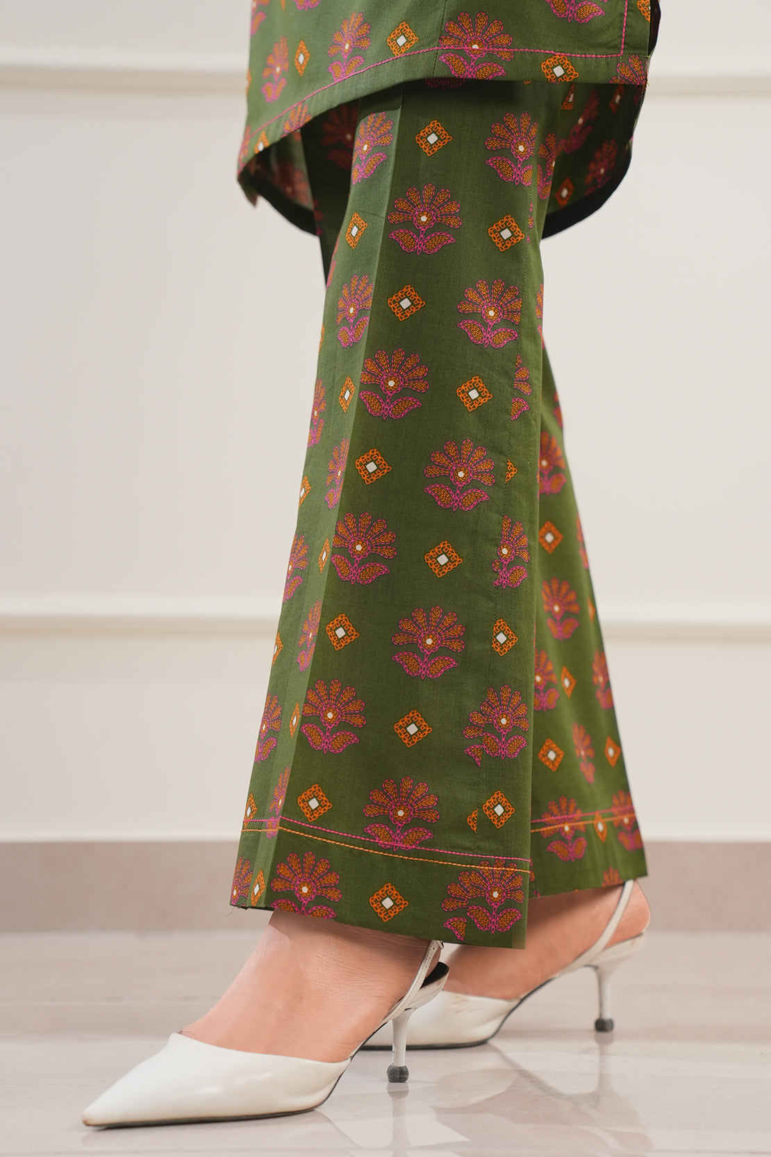 Unstitched Printed Lawn Shirt/Trouser