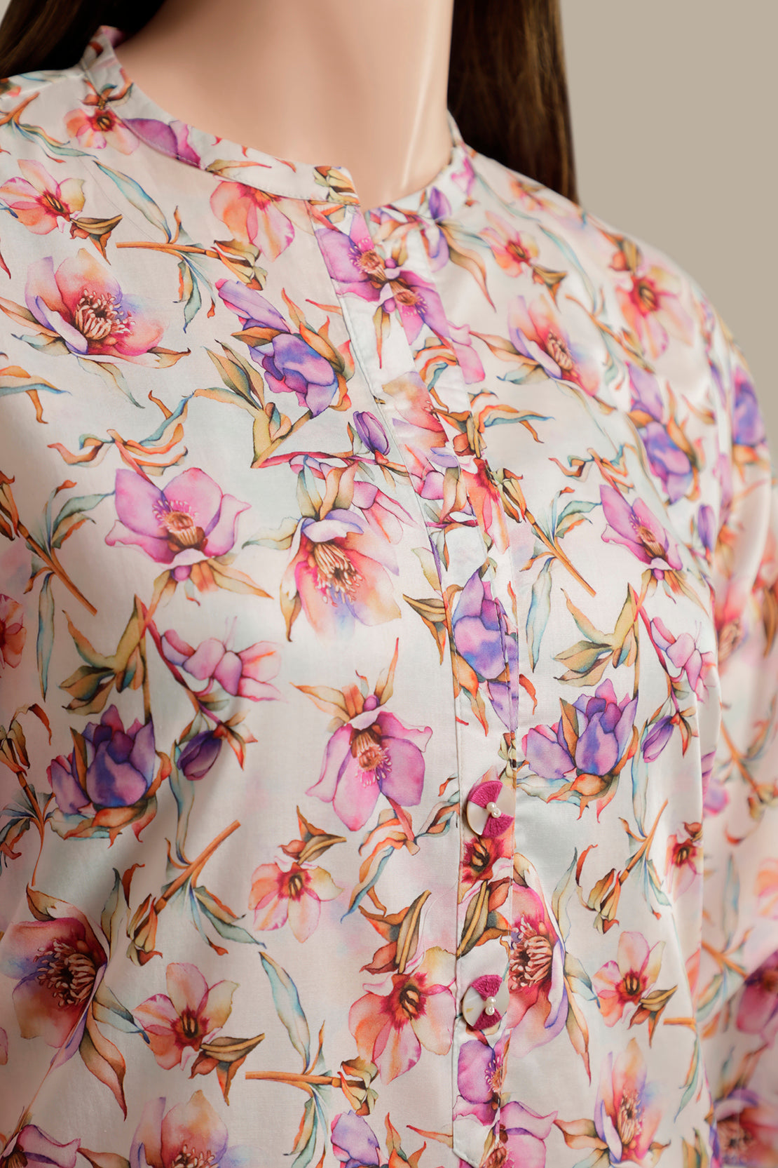 Printed Cambric Stitched 3 Piece With Chiffon Dupatta