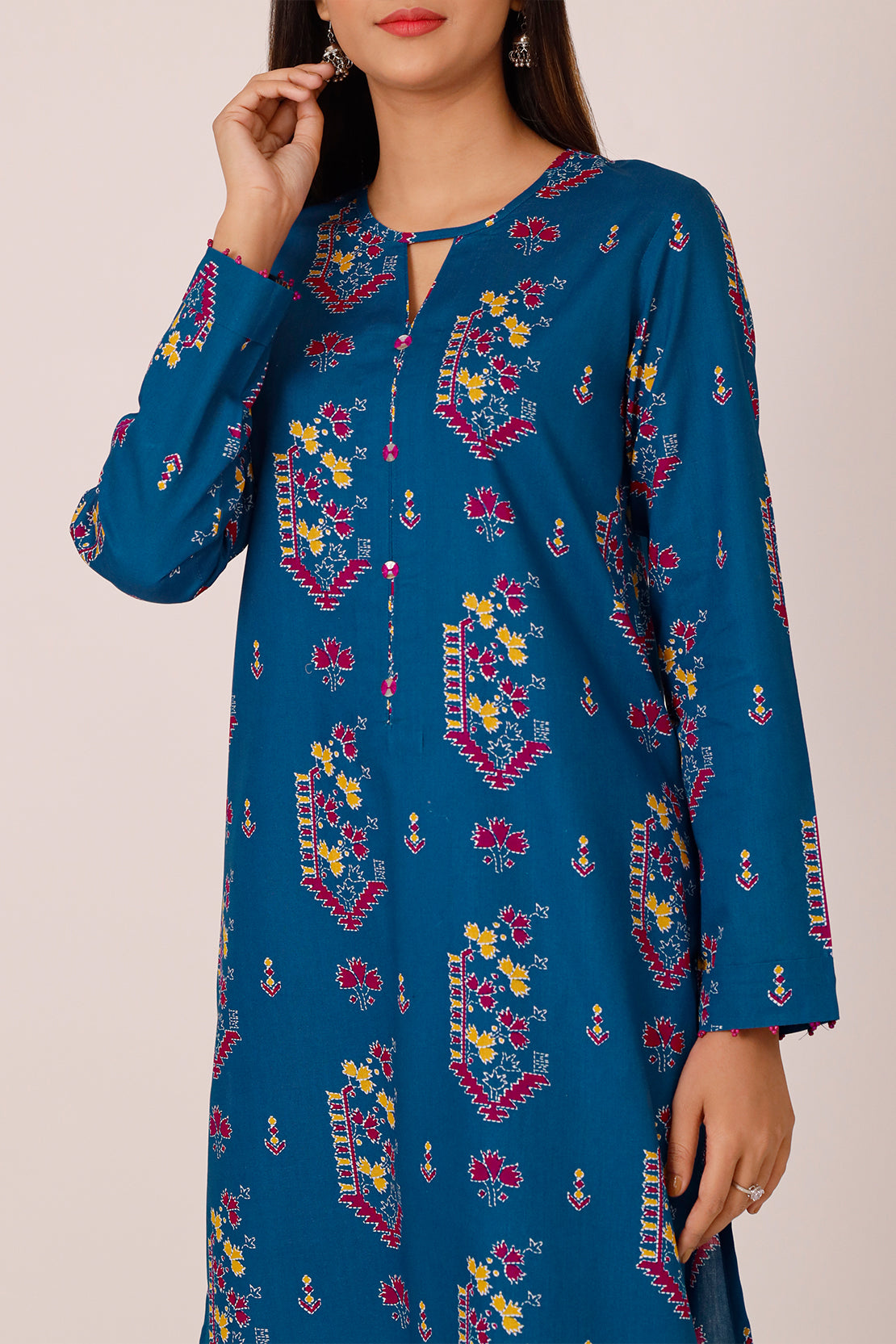 Unstitched Printed Lawn 2 Piece (Shirt/Trouser)